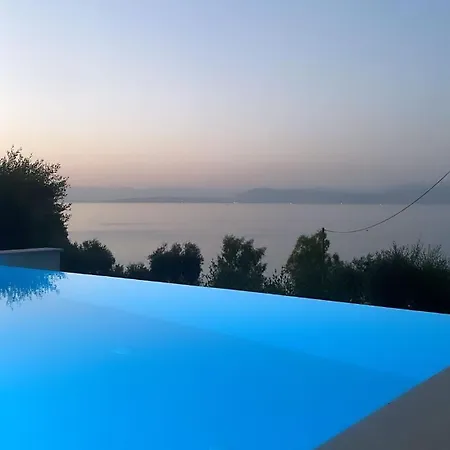 Veroniki Penthouse Deluxe