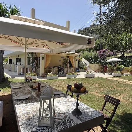 Veroniki Penthouse Deluxe Lägenhet