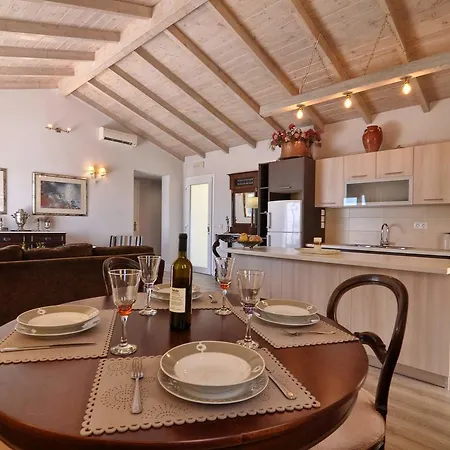 Veroniki Penthouse Deluxe