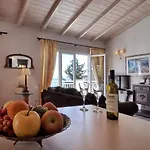 Veroniki Penthouse Deluxe Lägenhet Agios Ioannis Peristerion